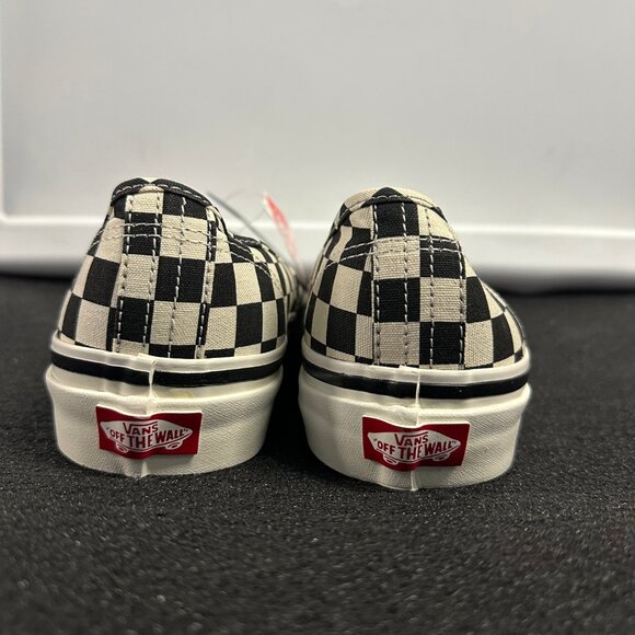 Authentic 44DX - Picture 2 of 3